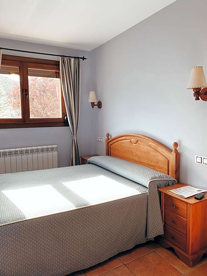 Hotel Valdevécar