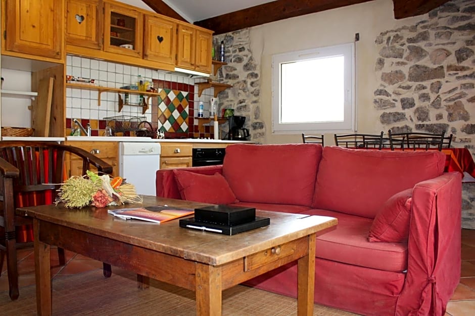 Domaine De Creva Tinas – Pouzols-Minervois, NY