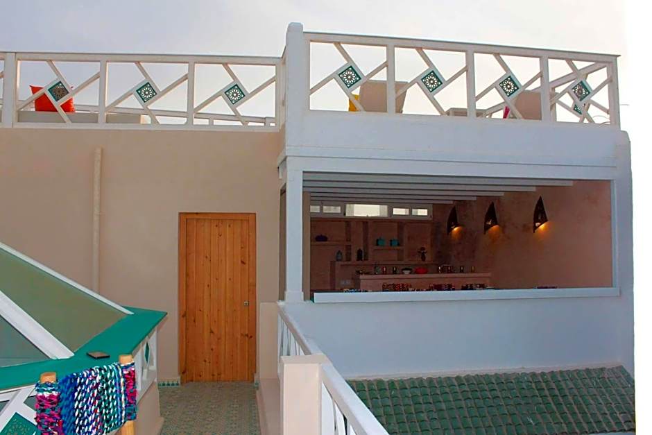 Jennat El Mossafir-Riad privé avec services