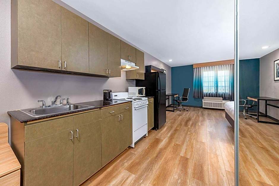 La Quinta Inn & Suites by Wyndham Woodway - Waco South