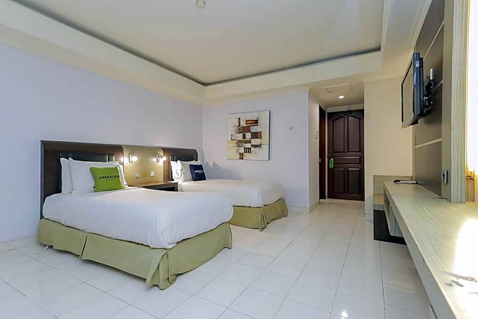 Urbanview Hotel Taman Suci Denpasar Bali