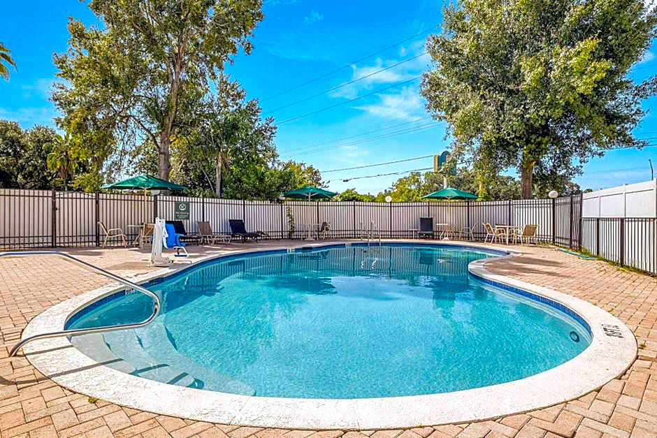 La Quinta Inn & Suites by Wyndham Tampa/Brandon West