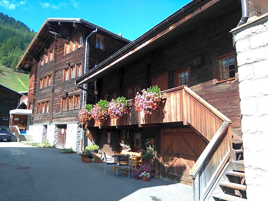 Hotel Nufenen