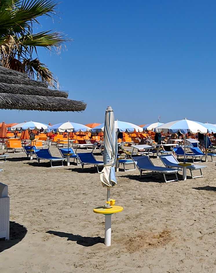 HOTEL ADRIA BEACH