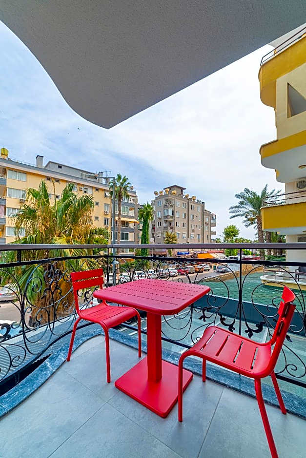 Aria Riva Apart Hotel