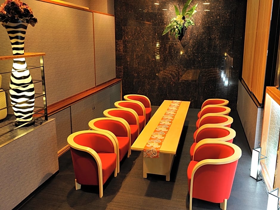 Ryoan Kazuki with Luxury Kyoto Collections KADEN