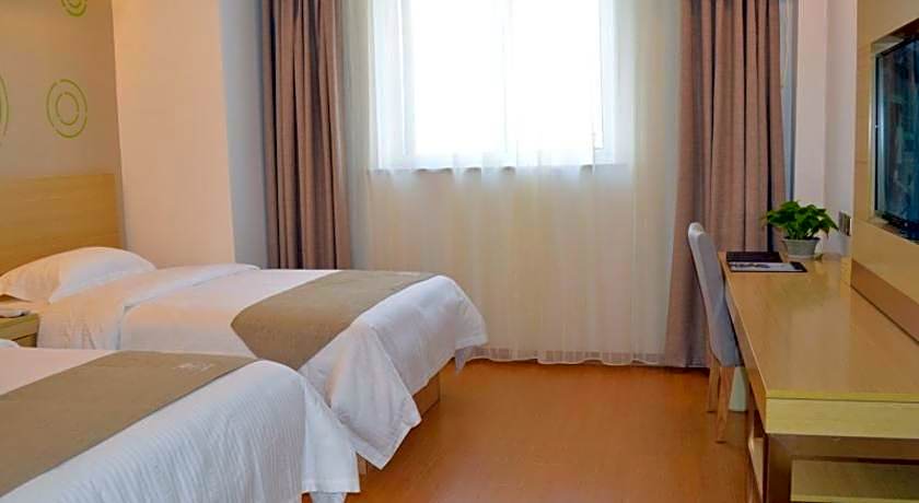 GreenTree Inn Huaian Xuyi Royal Garden Express Hotel