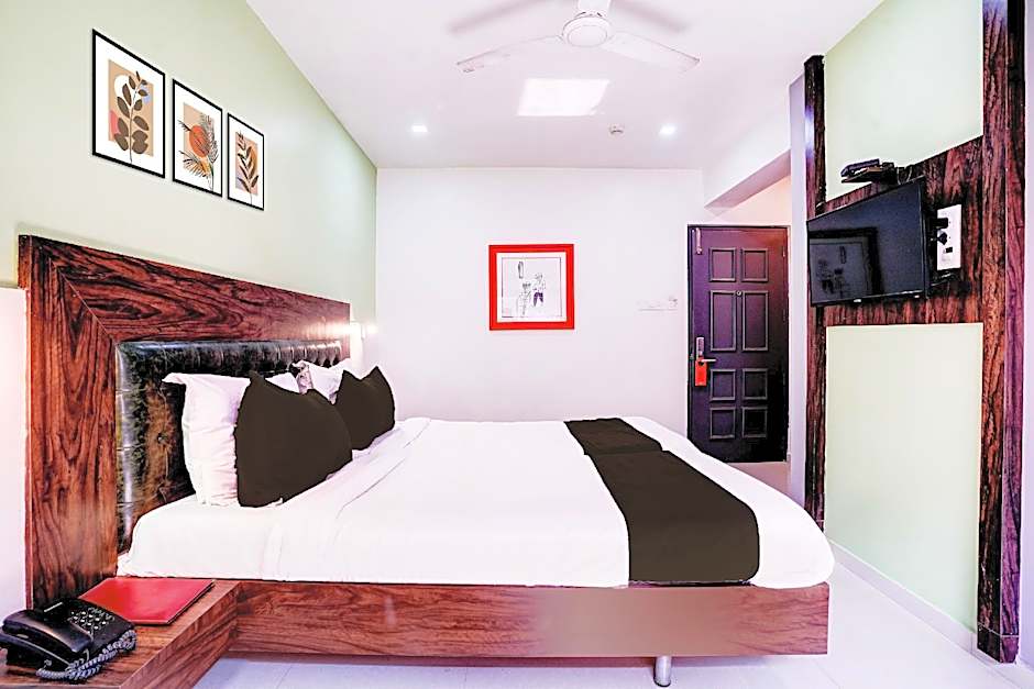 Super Townhouse OAK Kopar Khairane Navi Mumbai Formerly IVY Hotel