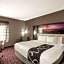 La Quinta Inn & Suites by Wyndham Kingsville