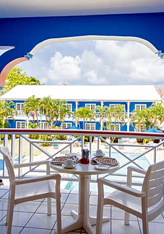 Bay Gardens Inn