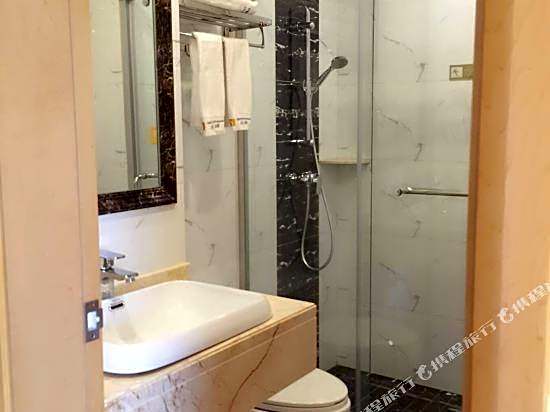 Companion Departure Hotel