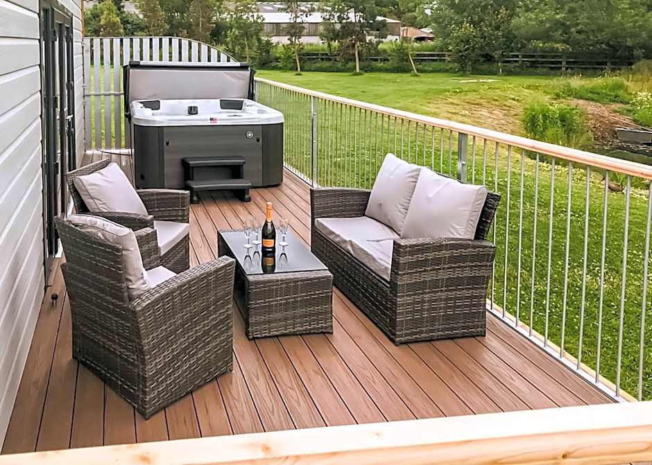 Flaxton Meadows Luxury Lodges
