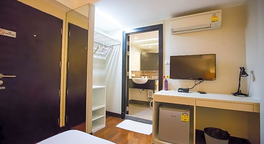 Snooze Hotel Thonglor Bangkok