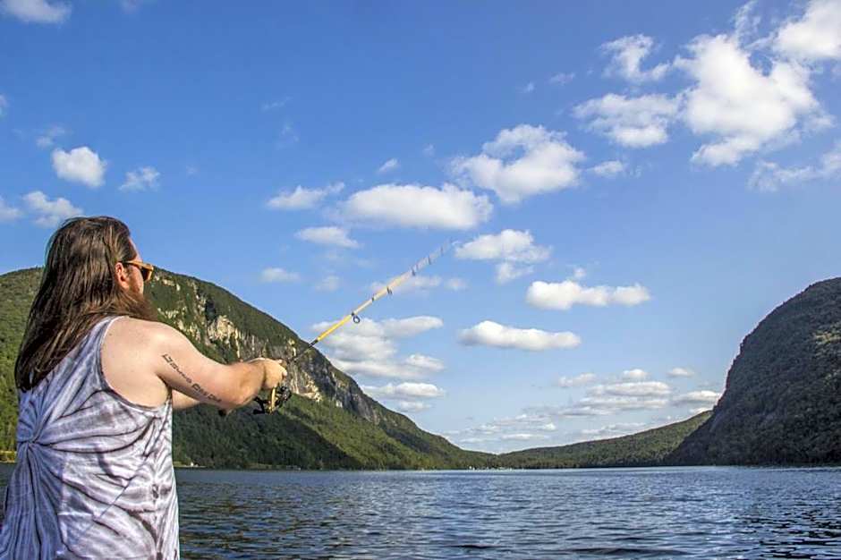 Burke Mountain Hotel