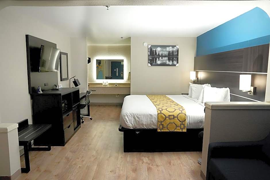 Photo 1 of 6 of Studio 1 King Bed Suite