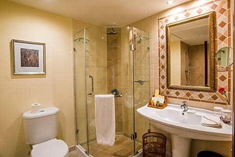 Double Deluxe sea front