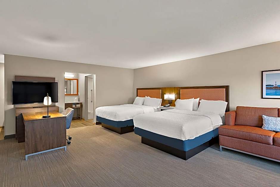 Hampton Inn By Hilton & Suites Petoskey