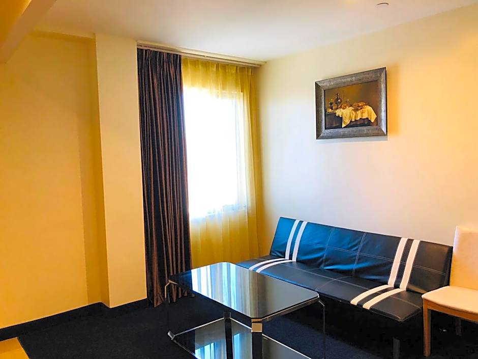 John Hotel