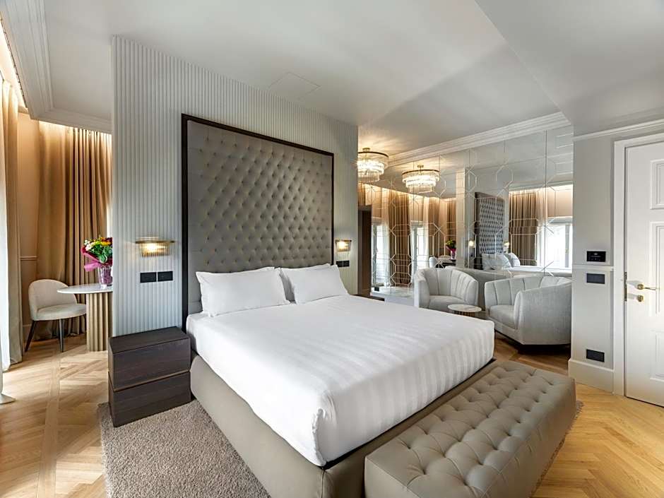 The Glamore Milano Duomo