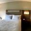 Holiday Inn Express & Suites Marquette By IHG