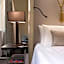 Sina Bernini Bristol, Autograph Collection