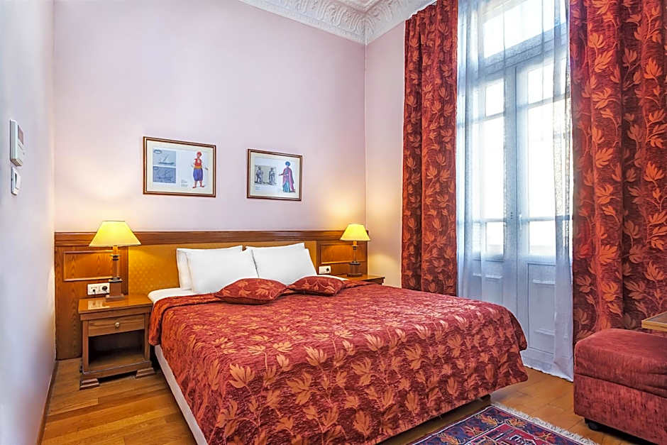 Minerva Premier Hotel