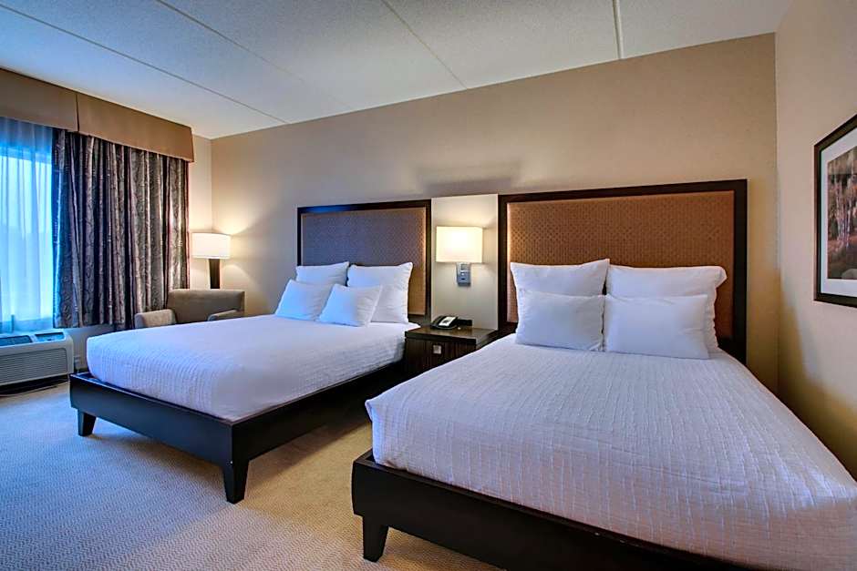 The Inn at Charles Town / Hollywood Casino