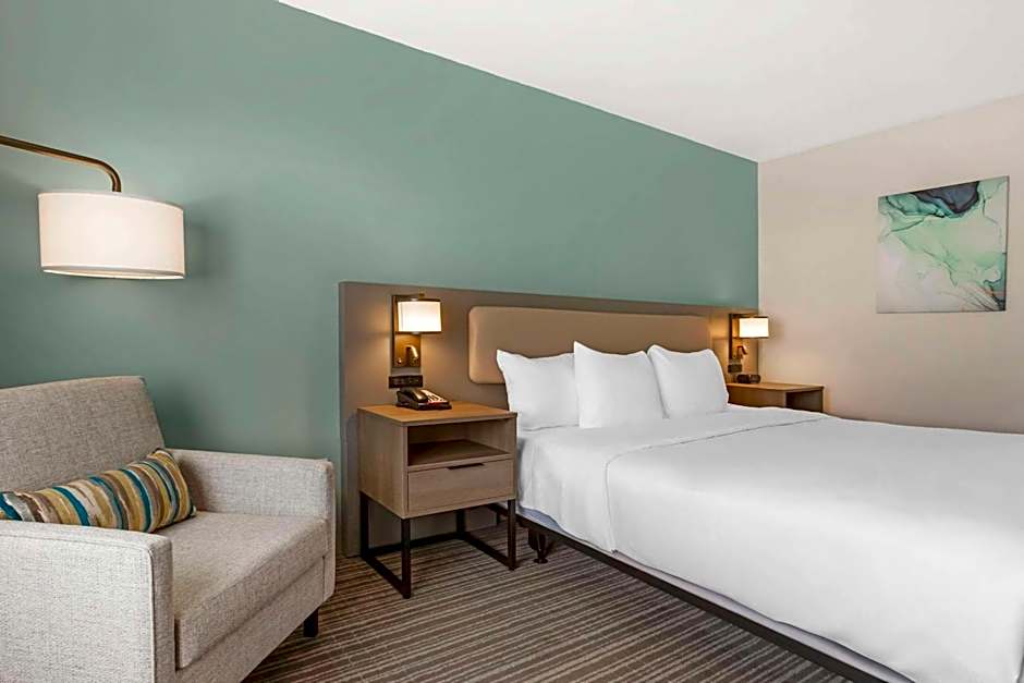 Comfort Suites At Tucson Mall