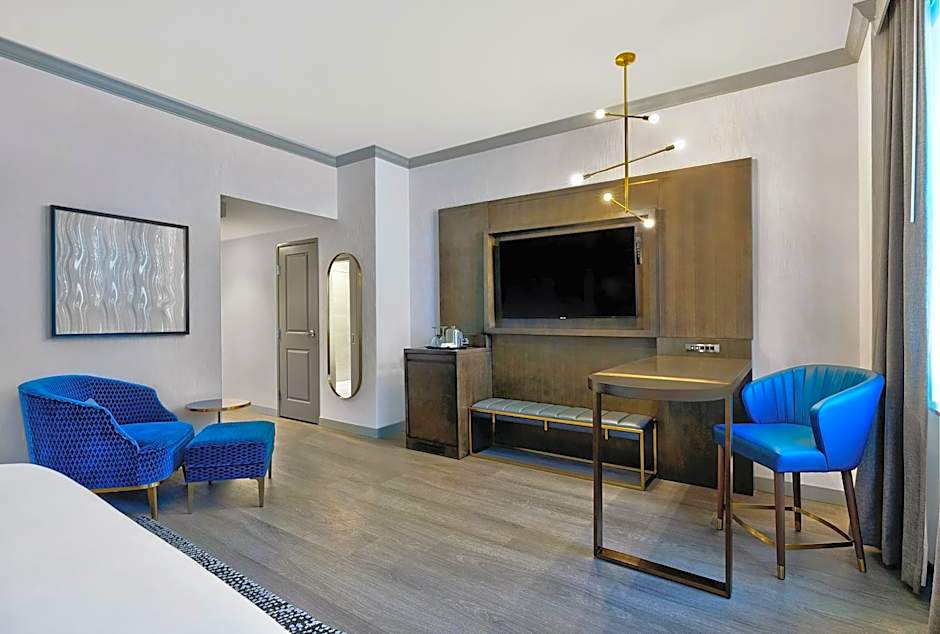 Le Meridien St. Louis Downtown