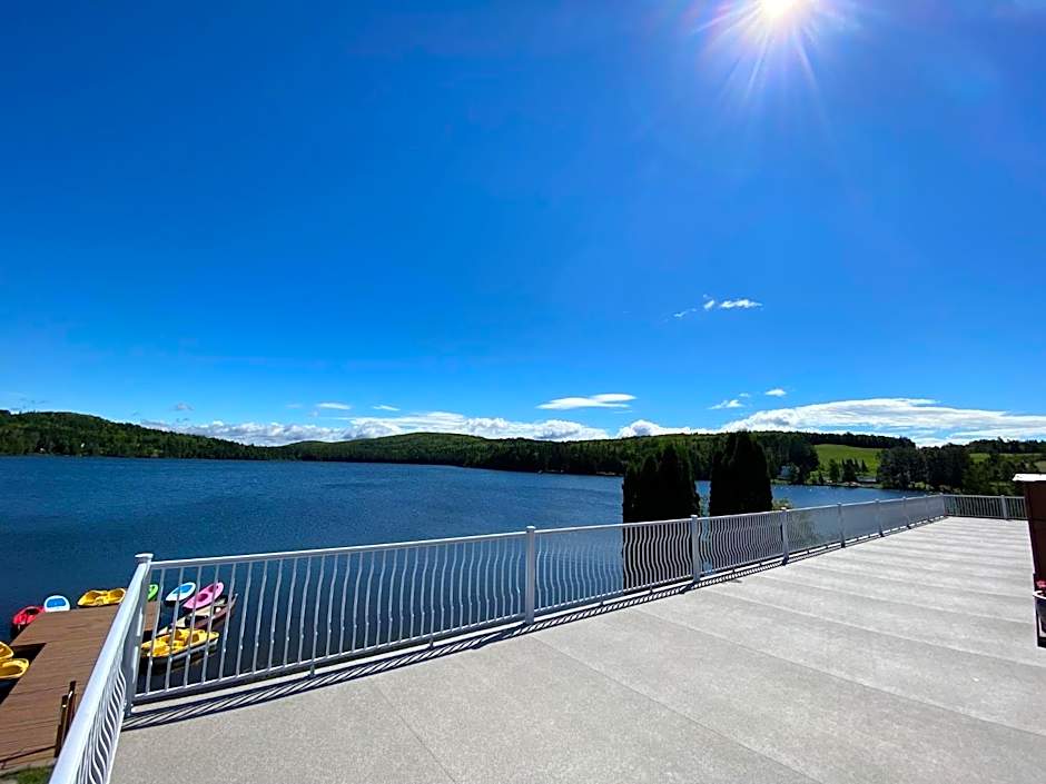 Auberge Du Lac Malcom