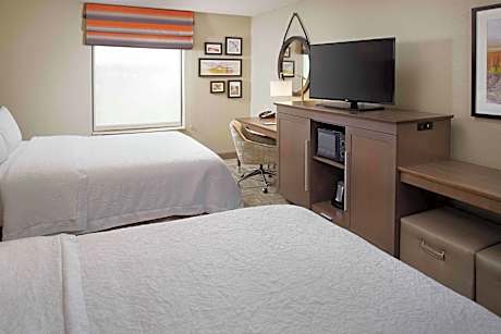 Queen Room with Two Queen Beds and Sofa Bed - Non-Smoking
