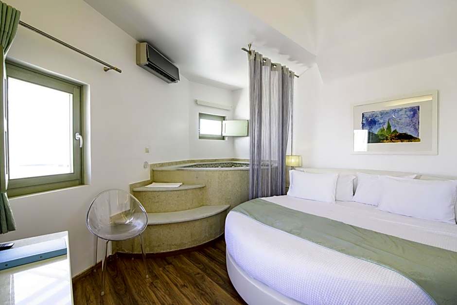 La Mer Deluxe Hotel & Spa