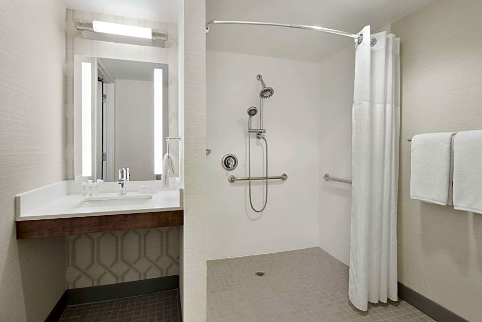 Hilton Garden Inn Cincinnati Northeast