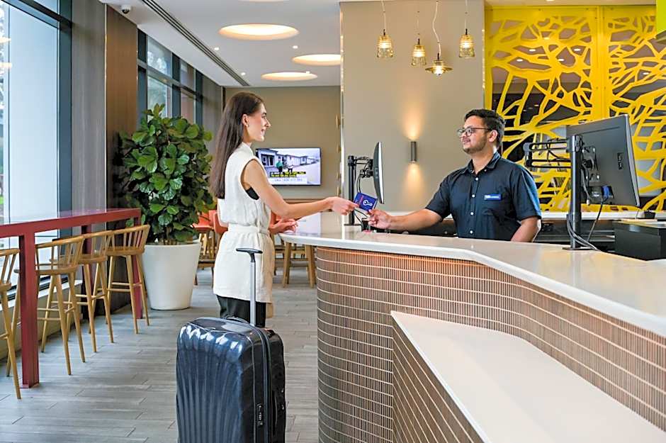 Holiday Inn Express Sydney Macquarie Park By IHG