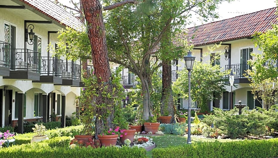 Laguna Hills Lodge