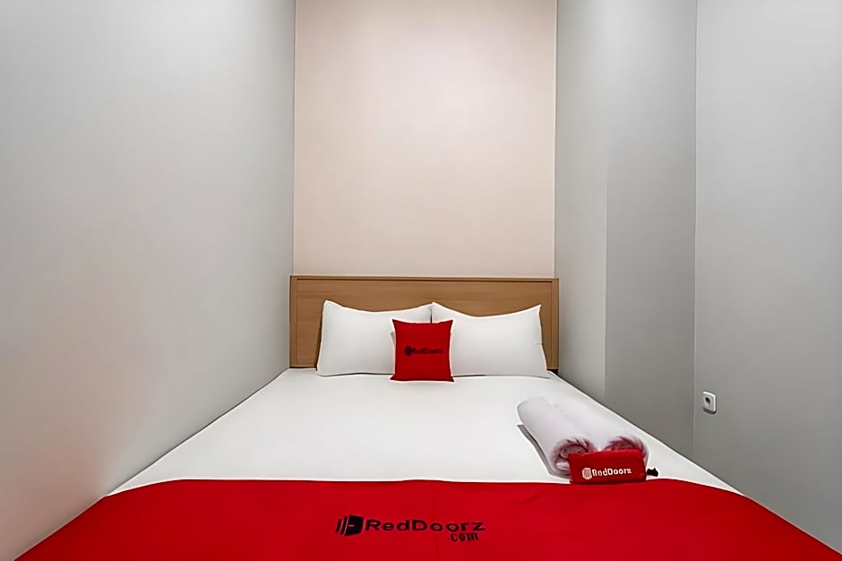 Sans Stay Karapitan Street