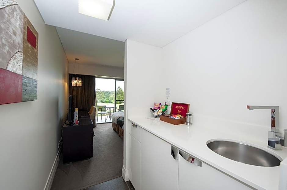 City Golf Club Motel