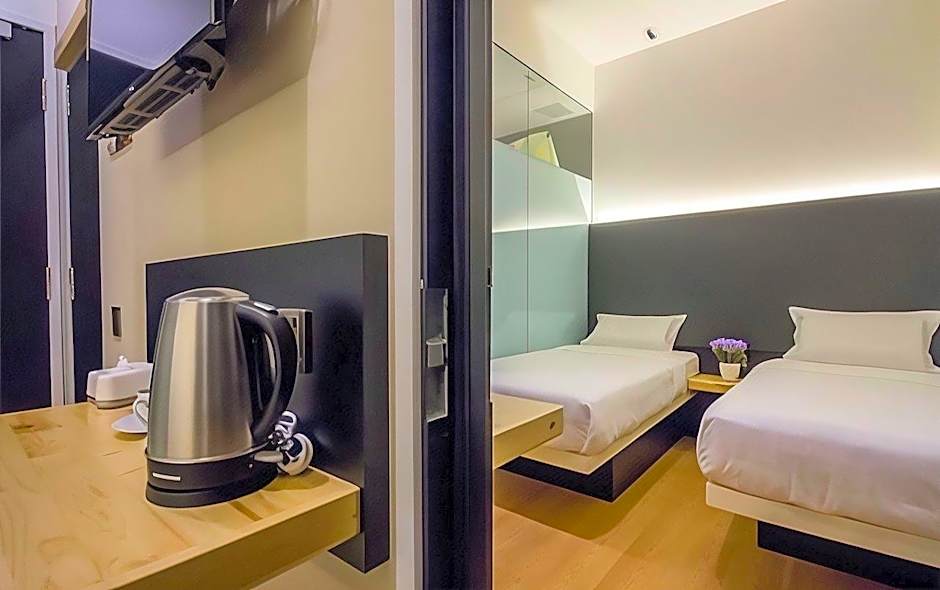 Mode Inn Icon City