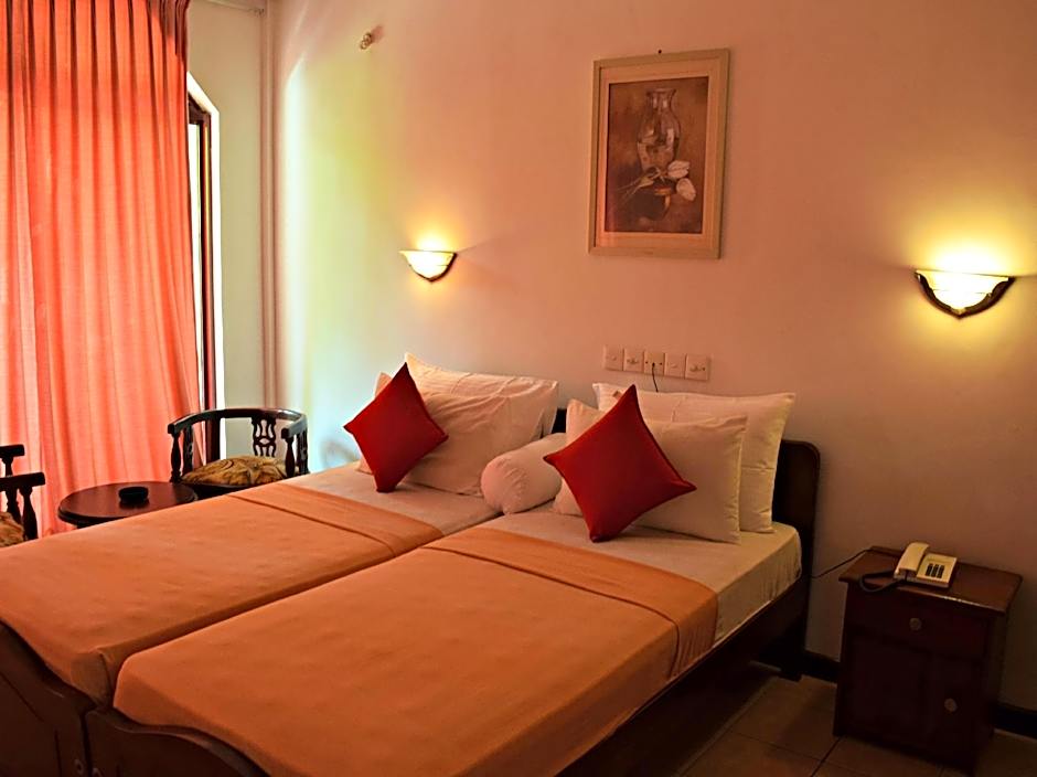 Hotel Lagoon Paradise