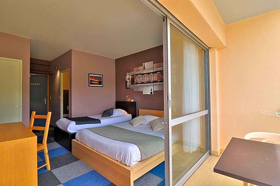 Hôtel Les Flots Bleus