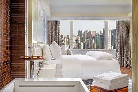 Park Lane Suite with Park and Harbor View