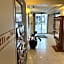 121 Paris Hotel