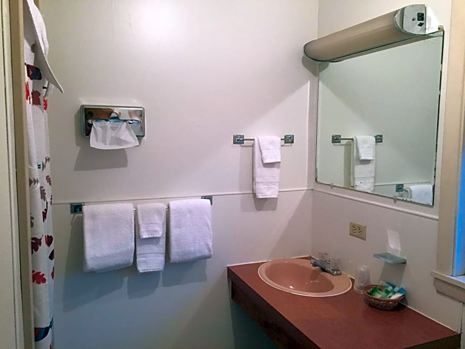 Mansion House Motel