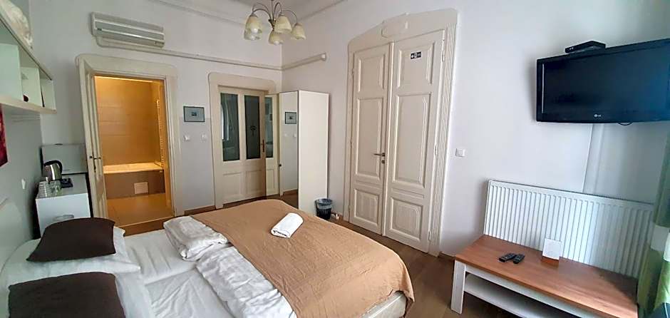 Butterfly Home Danube