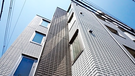Poly Hostel Osaka