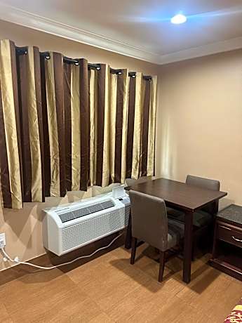 King Suite with Spa Bath