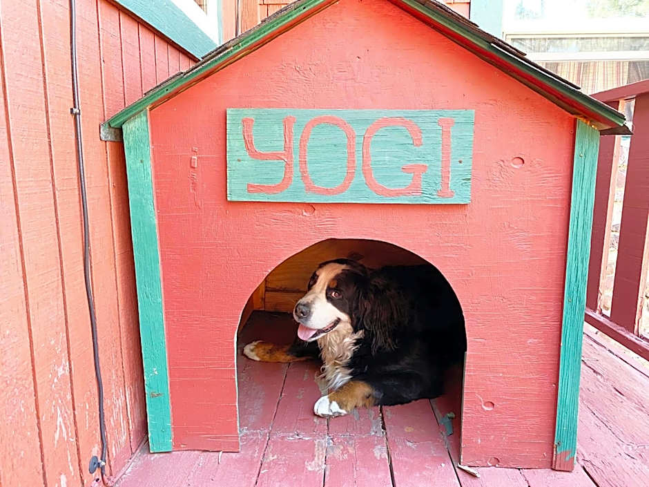 ITH Big Bear Lake Hostel & Retreat Center