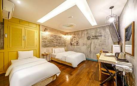 Suwon City Hall Station Block 24