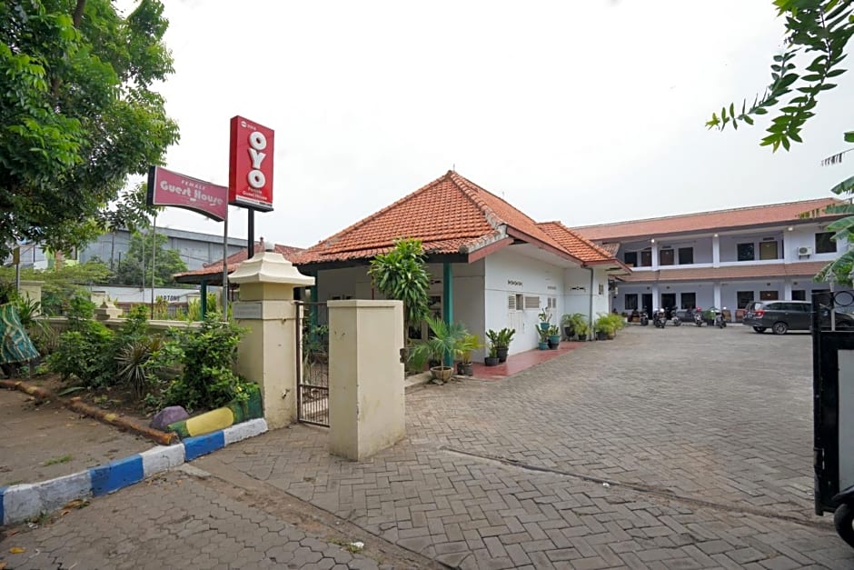 OYO 2003 Female Guest House