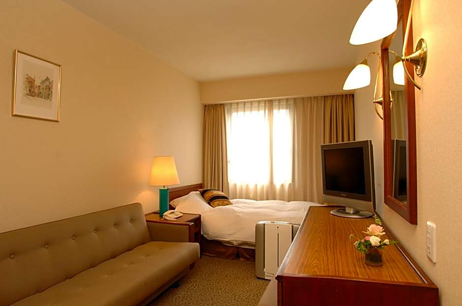 Grand Plaza Nakatsu Hotel